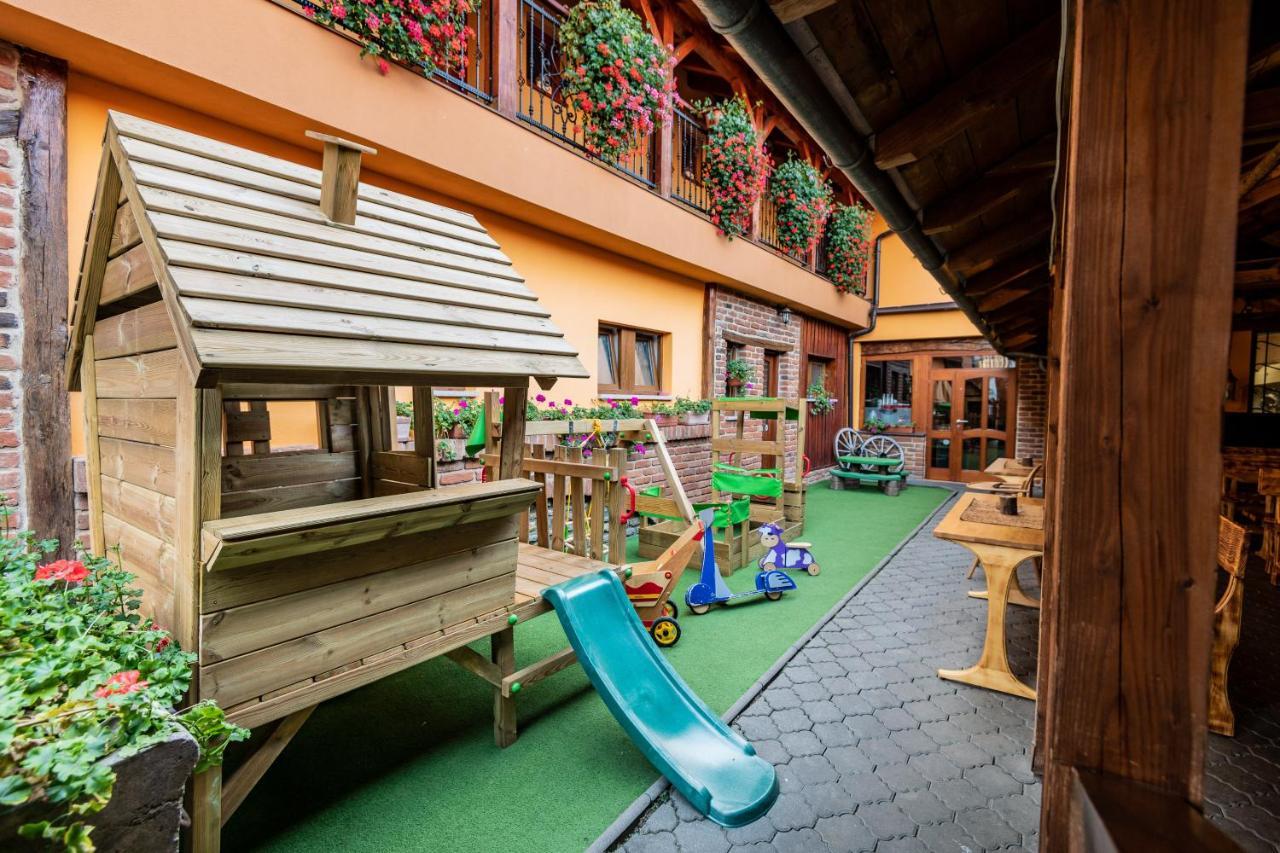 Penzion Hluk Exterior photo